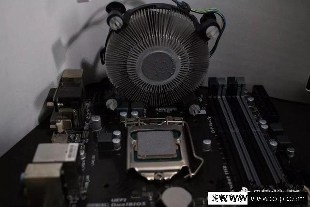 DIY自己组装电脑全过程详细图解教学