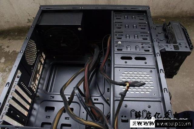 DIY自己组装电脑全过程详细图解教学