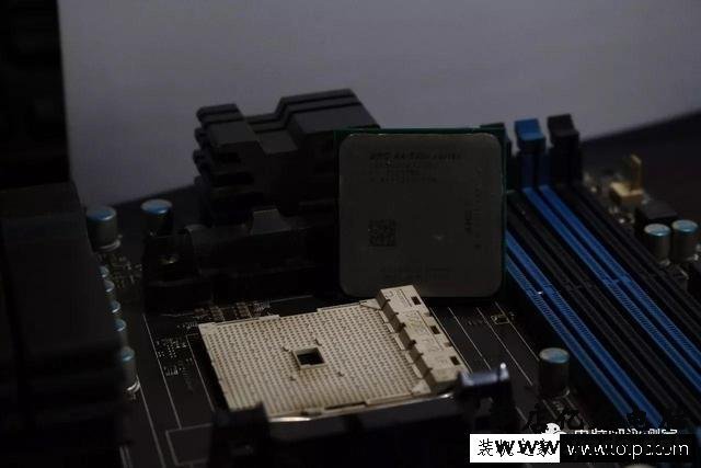 DIY自己组装电脑全过程详细图解教学