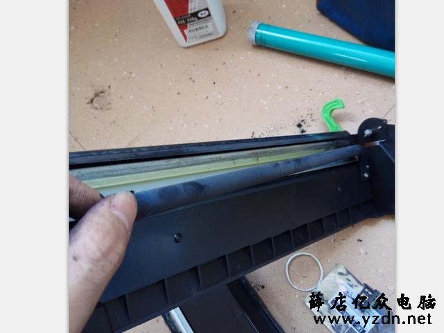 给联想lj6000黑白打印机加粉方法老司机翻了车，对还是那弯