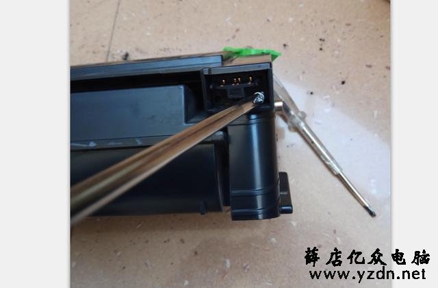 给联想lj6000黑白打印机加粉方法老司机翻了车，对还是那弯