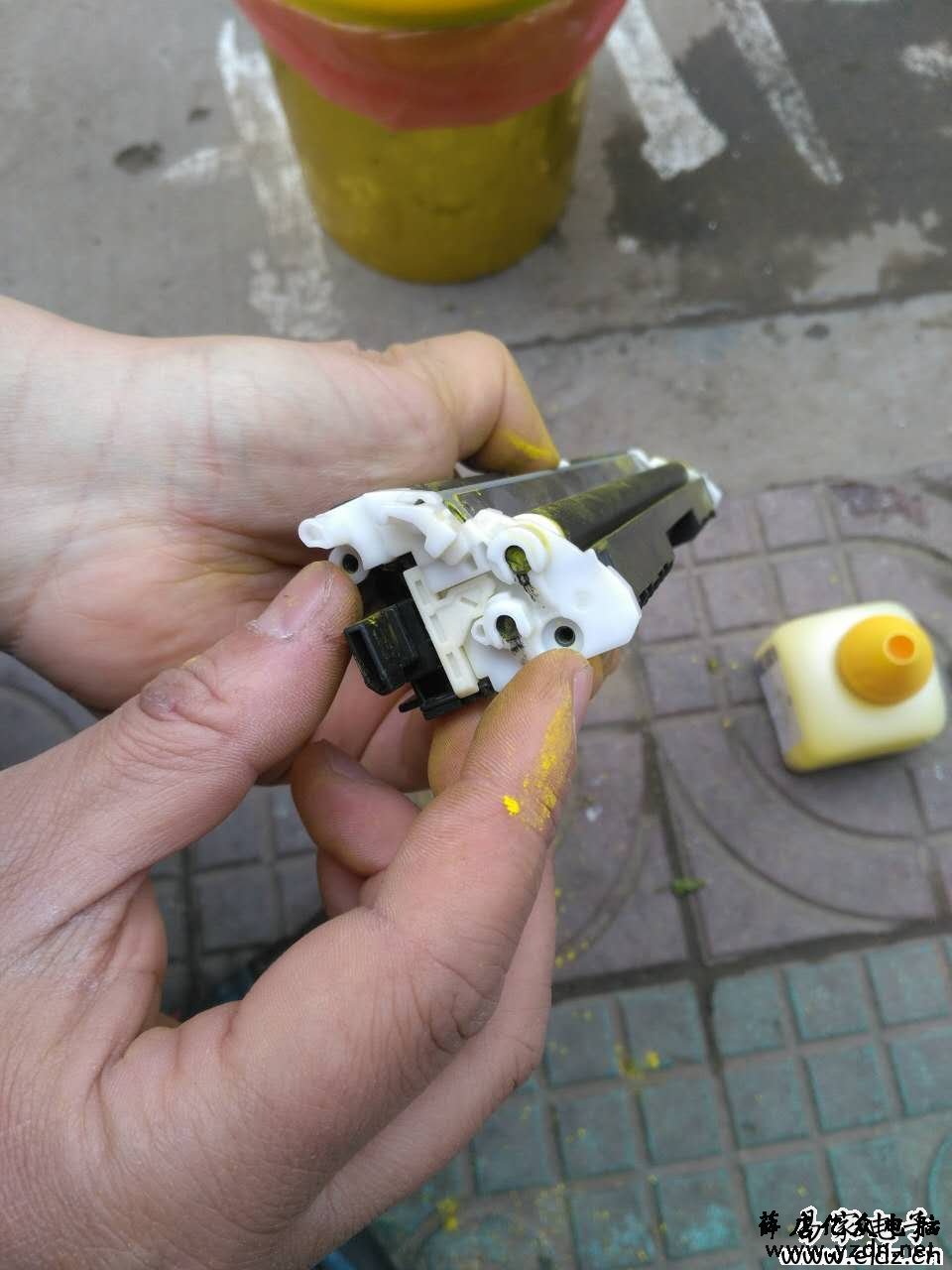 HP惠普CE311A硒鼓快速充粉,HP惠普CE310A硒鼓快速充粉,HP惠普CE313A硒鼓快速充粉,HP惠普CE312A硒鼓快速充粉HP1025彩色打印机永久充粉