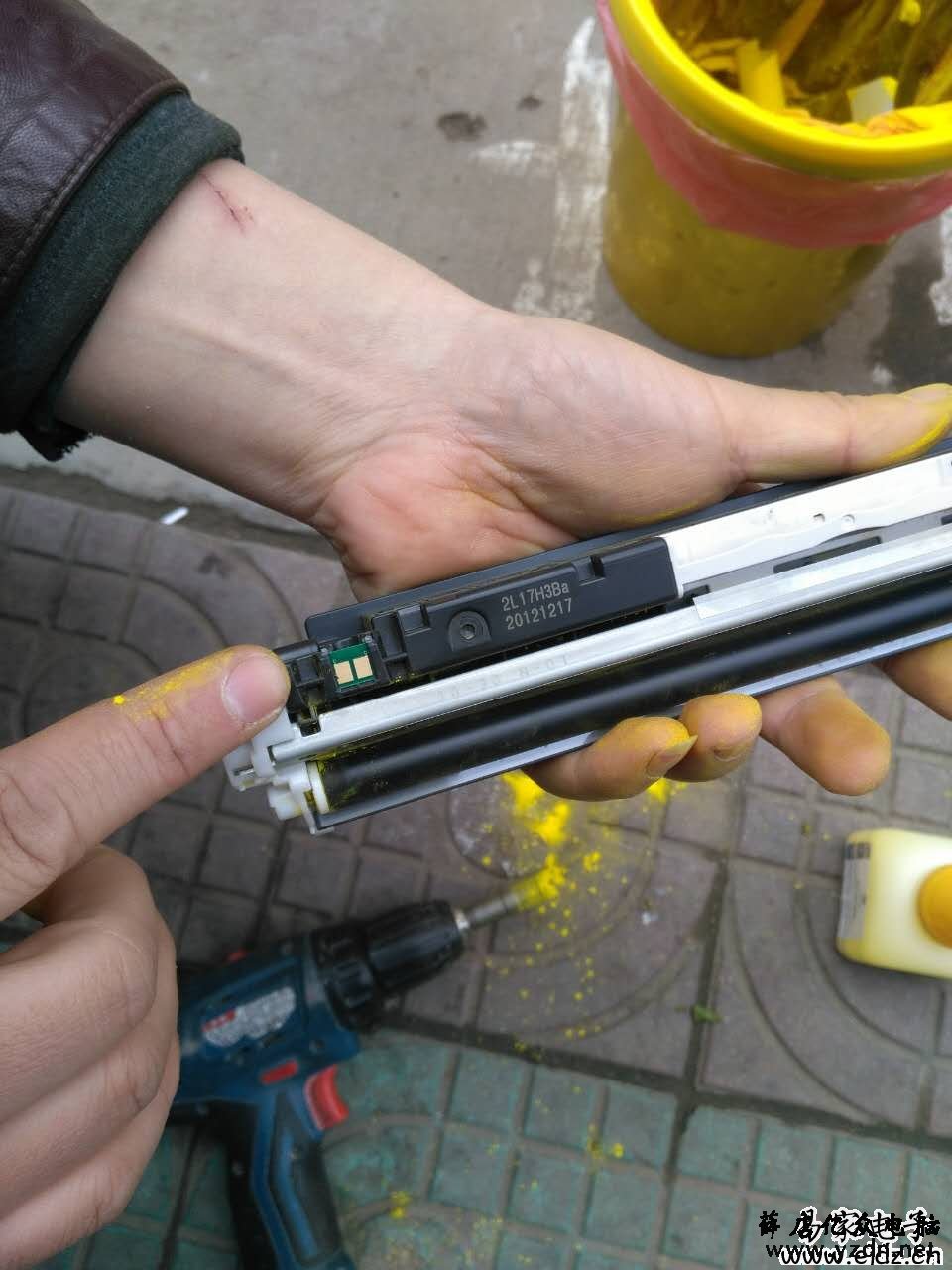 HP惠普CE311A硒鼓快速充粉,HP惠普CE310A硒鼓快速充粉,HP惠普CE313A硒鼓快速充粉,HP惠普CE312A硒鼓快速充粉HP1025彩色打印机永久充粉