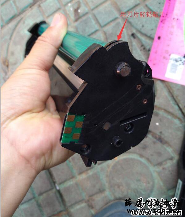 奔图打印机加粉图解 加数，奔图用什么粉 奔图打印机粉