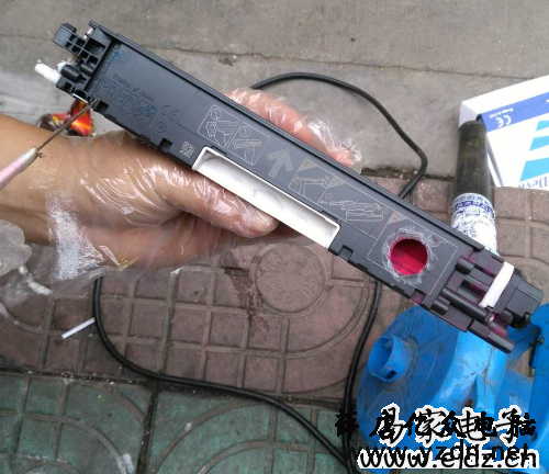 hp1025快速加粉方法