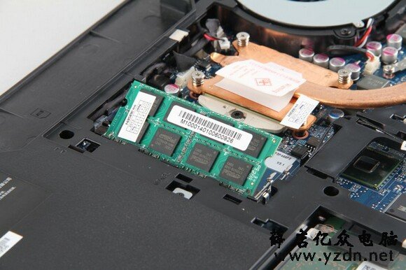 神舟战神K610C游戏本拆机解析