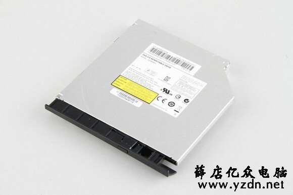 神舟K610C游戏本拆机解析