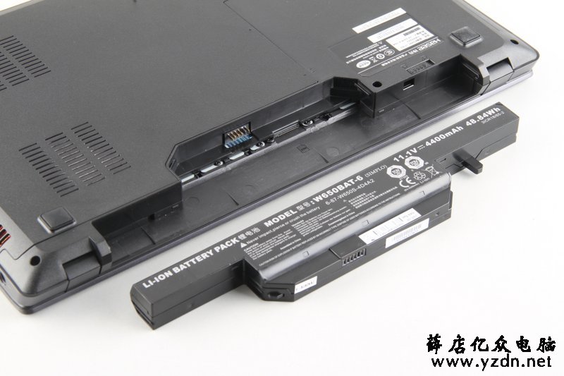 神舟K610C笔记本拆机解析