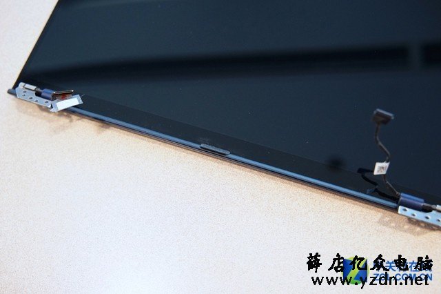 颜值高内部结构工整 华硕灵耀Deluxe 14拆机解析