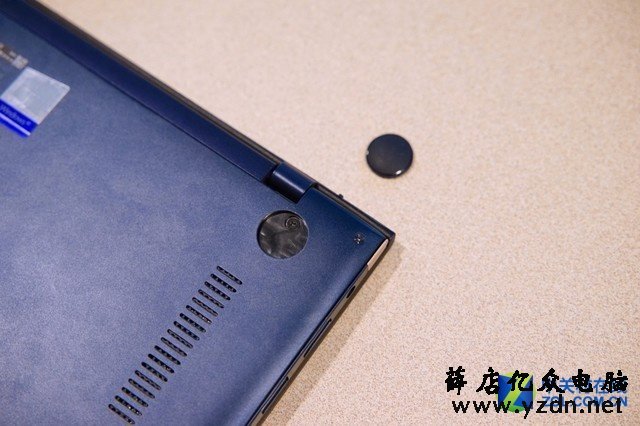 颜值高内部结构工整 华硕灵耀Deluxe 14拆机解析