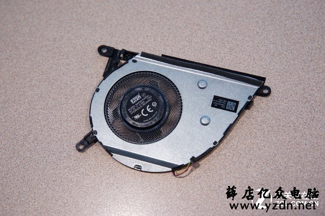 颜值高内部结构工整 华硕灵耀Deluxe 14拆机解析