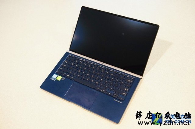 颜值高内部结构工整 华硕灵耀Deluxe 14拆机解析
