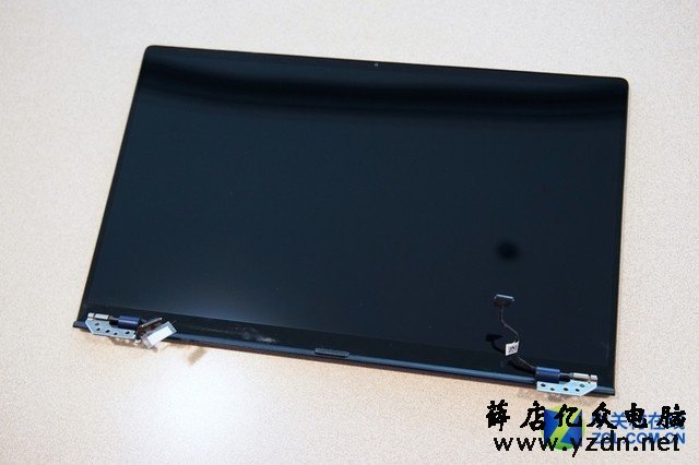颜值高内部结构工整 华硕灵耀Deluxe 14拆机解析