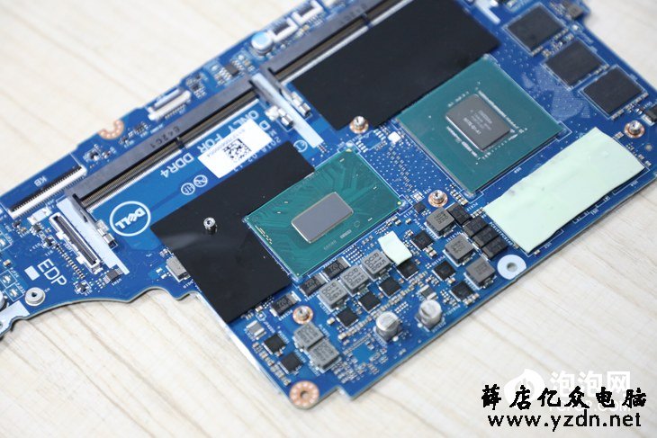 清灰容易拆主板难 戴尔游匣G7游戏本拆机解析