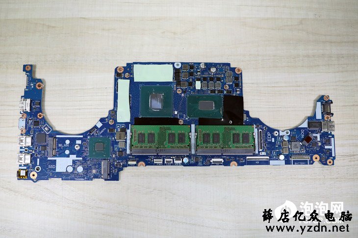 清灰容易拆主板难 戴尔游匣G7游戏本拆机解析