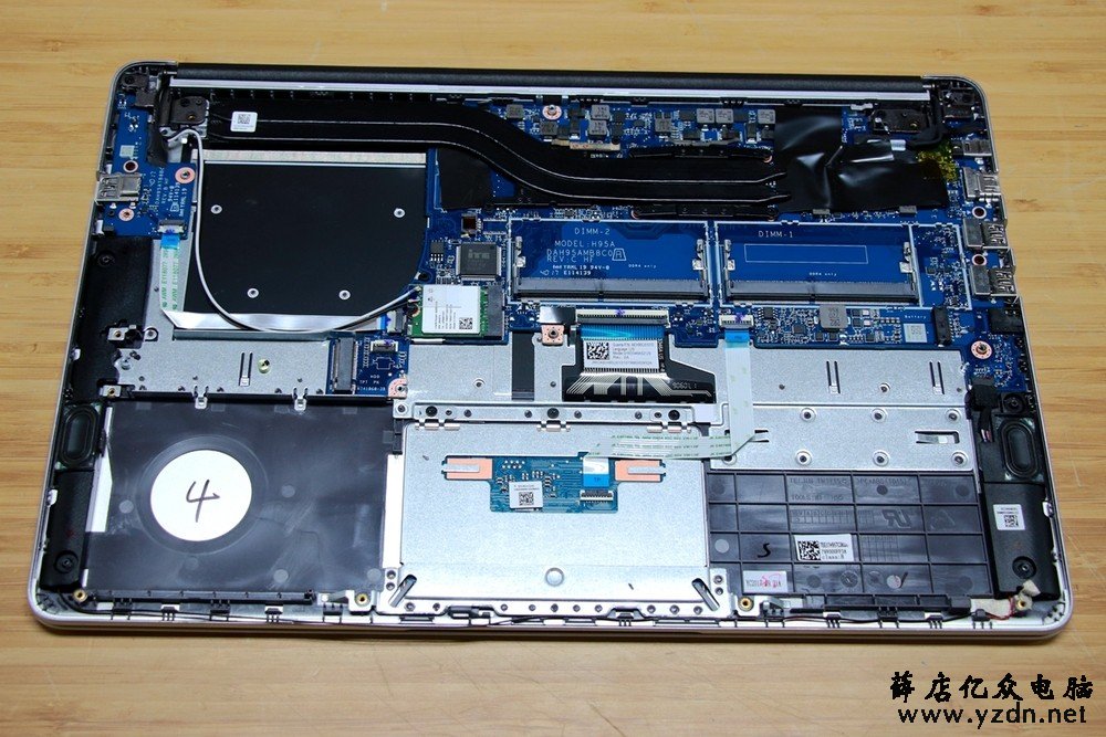 做工不错 华为MateBook D笔记本拆机解析