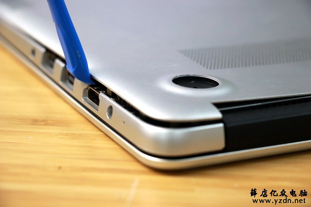 做工不错 华为MateBook D笔记本拆机解析