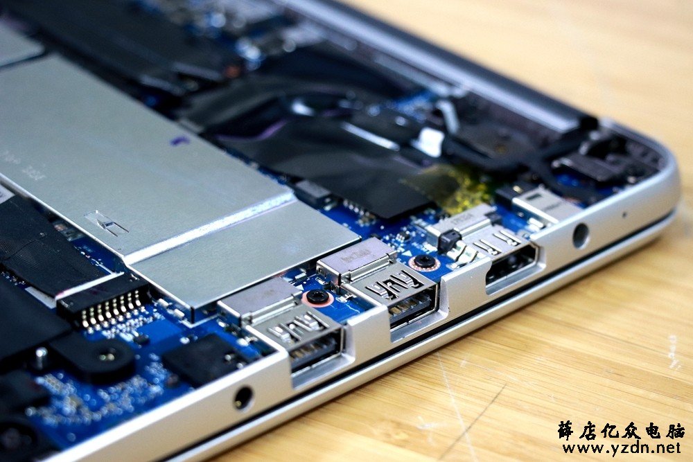 做工不错 华为MateBook D笔记本拆机解析