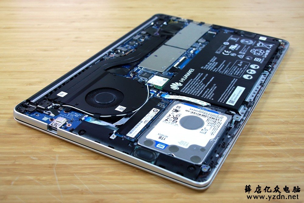 做工不错 华为MateBook D笔记本拆机解析