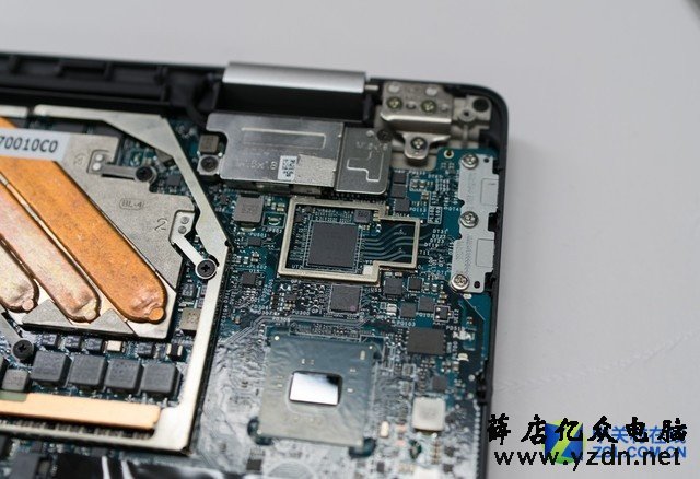 怎么能轻薄兼具高性能 戴尔XPS 15 9575笔记本拆机