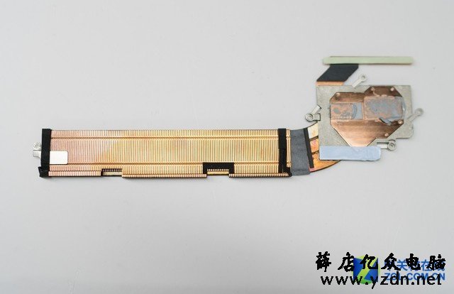 怎么能轻薄兼具高性能 戴尔XPS 15 9575笔记本拆机