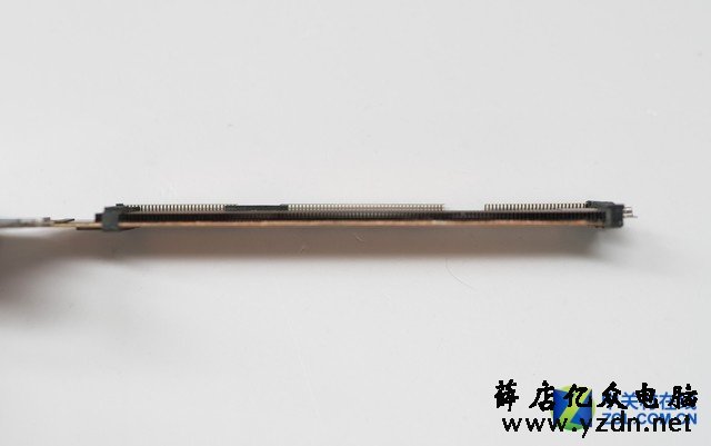 怎么能轻薄兼具高性能 戴尔XPS 15 9575笔记本拆机
