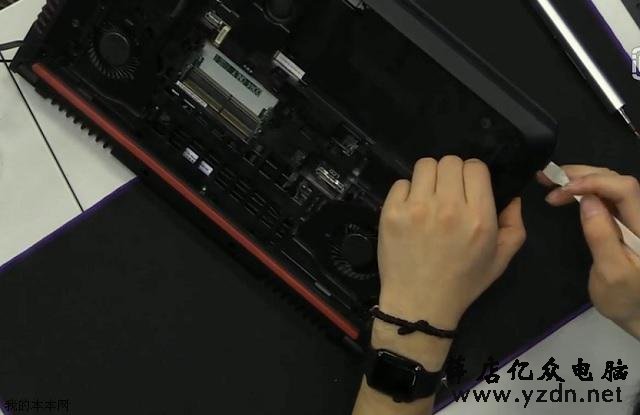 戴尔游匣Speed 15游戏本拆机清灰升级图赏