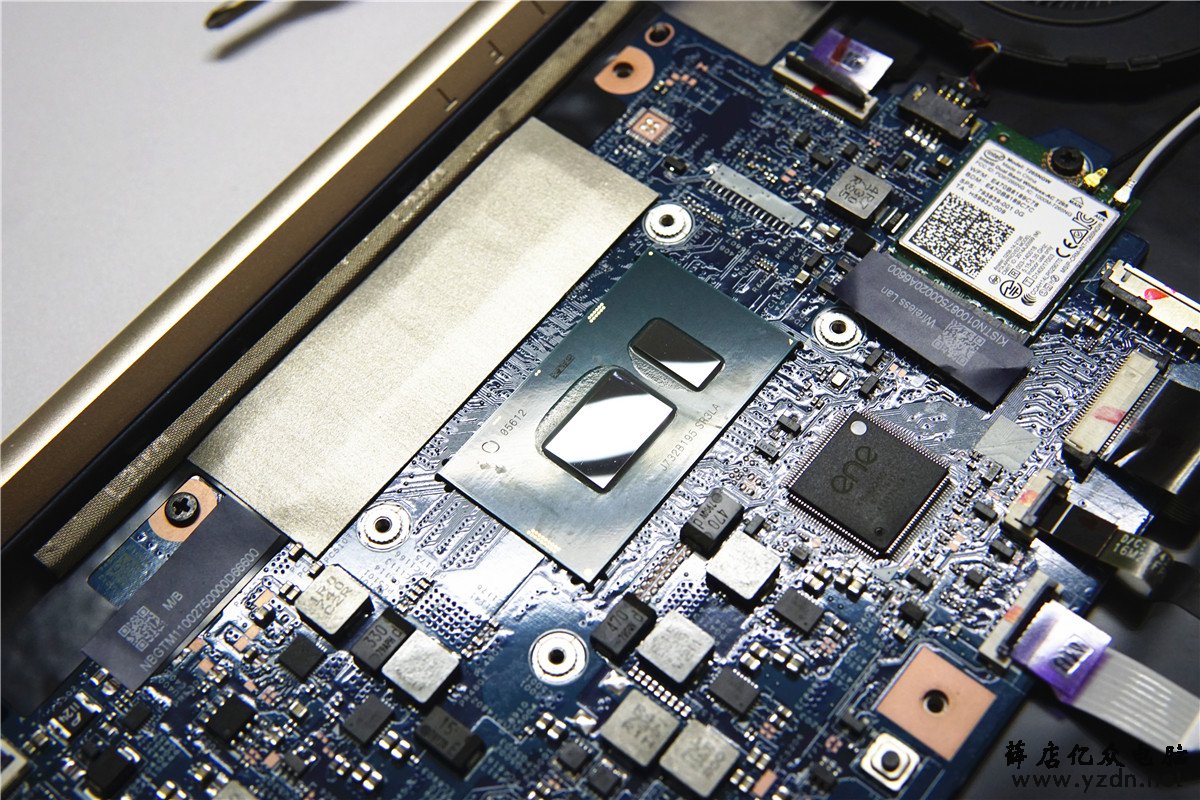 970克怎么做到的？宏碁Swift 5轻薄笔记本拆机解析