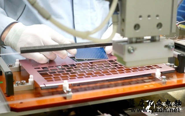 细节处理不错 VAIO S13笔记本拆机解析