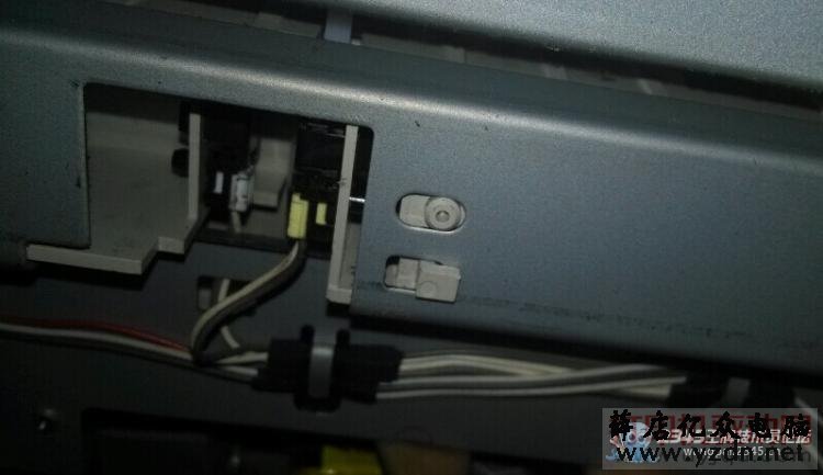 爱普生LQ-300K卡纸更换进纸组件