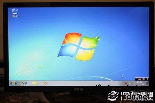 U盘安装固态硬盘系统图文教程_52z.com 固态硬盘怎么装系统 U盘给固态硬盘装系统详细教程