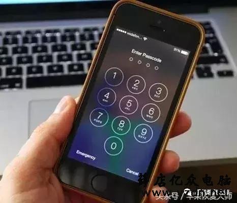 iPhone忘记密码怎么办?30秒教你轻松解锁!