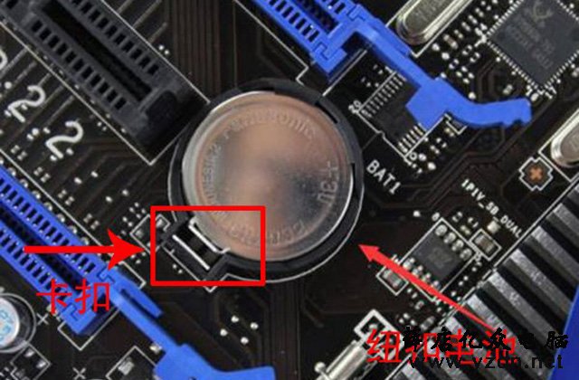 电脑开机转一会就重启怎么回事？风扇转又停的解决办法