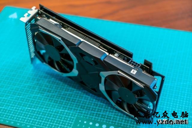 2000~2020,盘点二十年来的甜点级显卡:AMD(ATi)篇